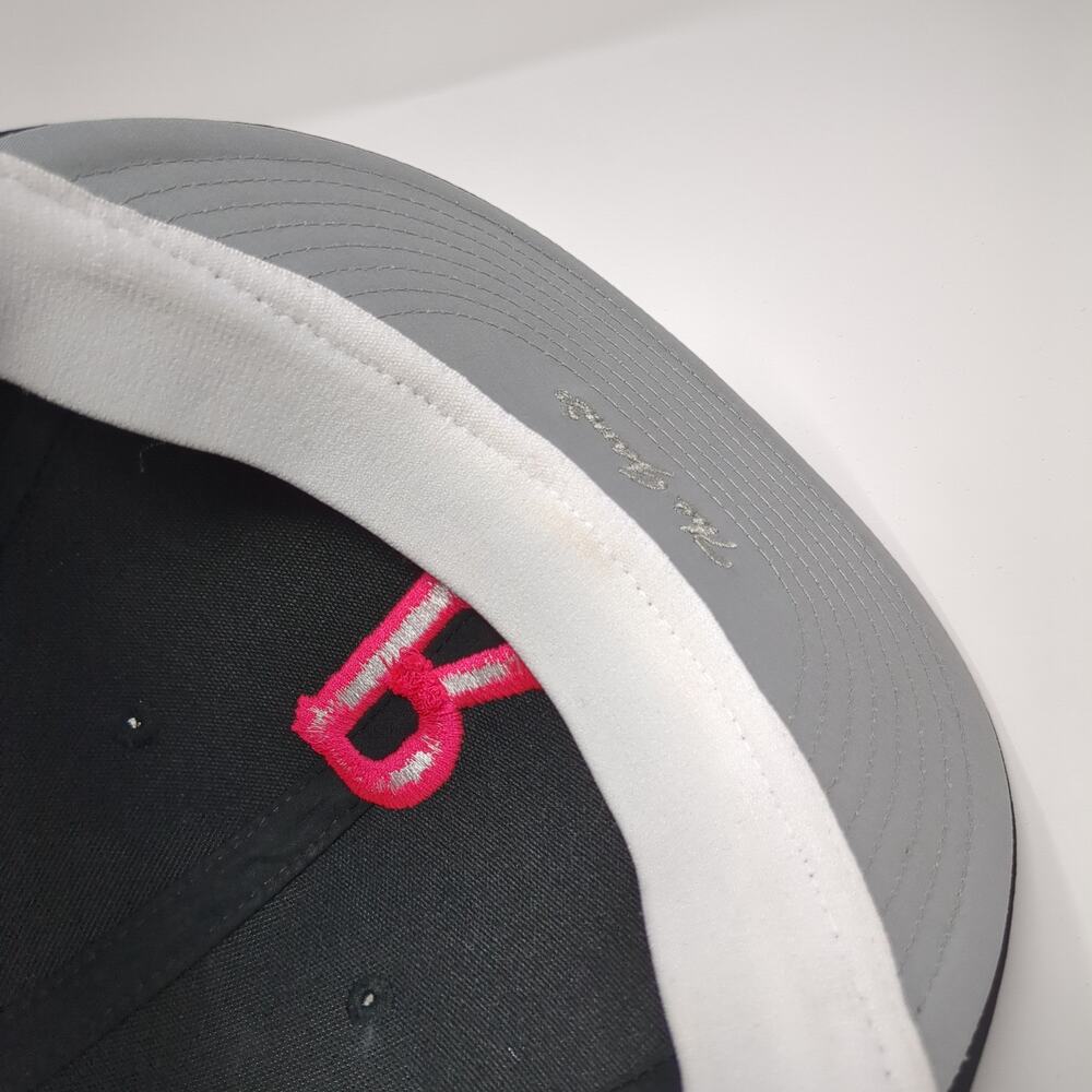 The Game Fitted Flat Bill Hat Black Embroidered Pink R Logo Size Small - Picture 7 of 9